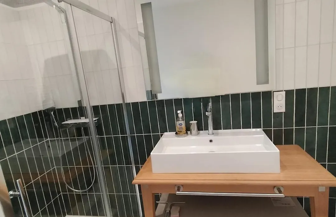 chambres d'hôtes numéro 1 Le Bedat côté jardin-1