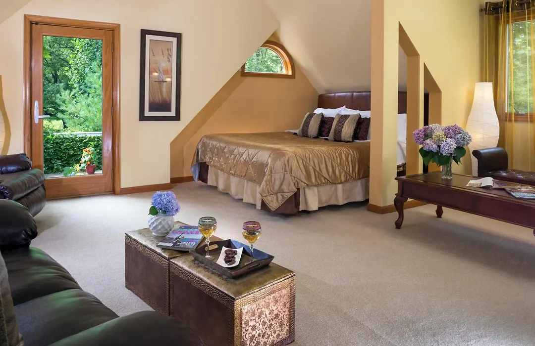 Cherry Valley Manor-1