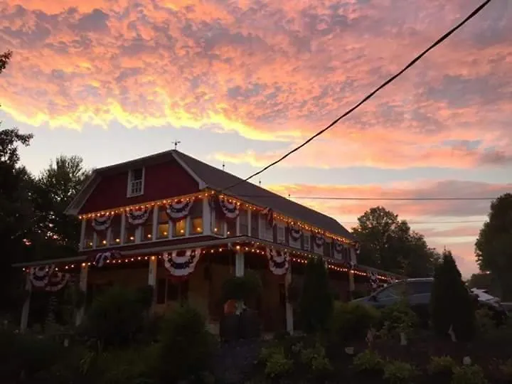 Beagle'S Bed & Breakfast-1