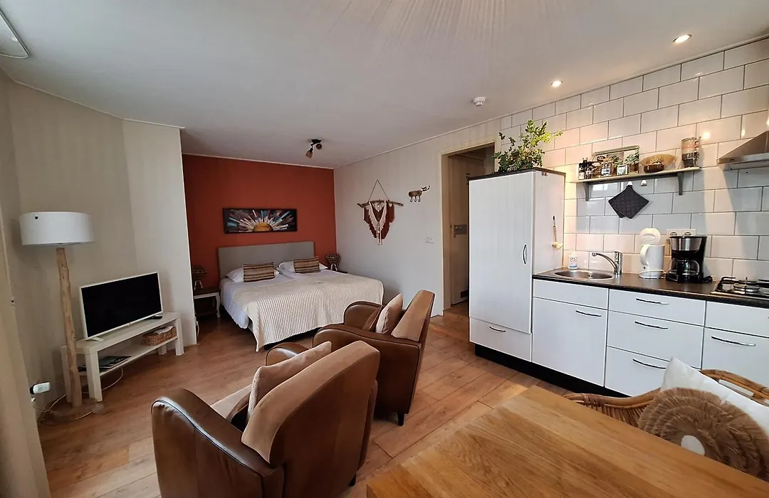 Prins Appartementen-1