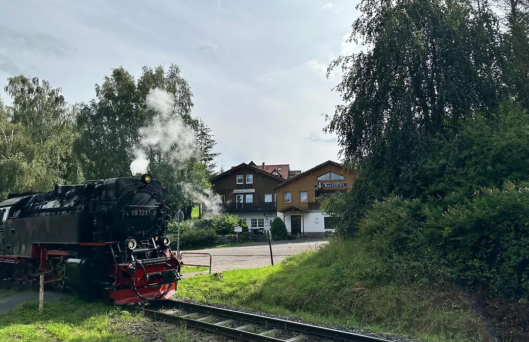 Pension Raststueb'L-1