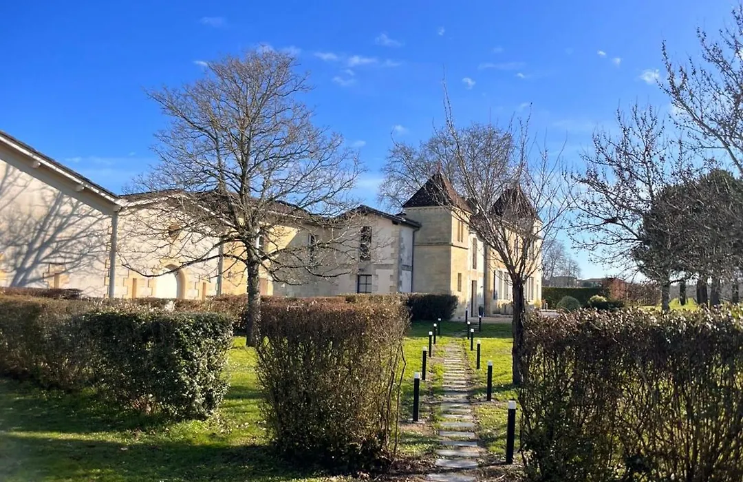 Clos Des Jacobins-1