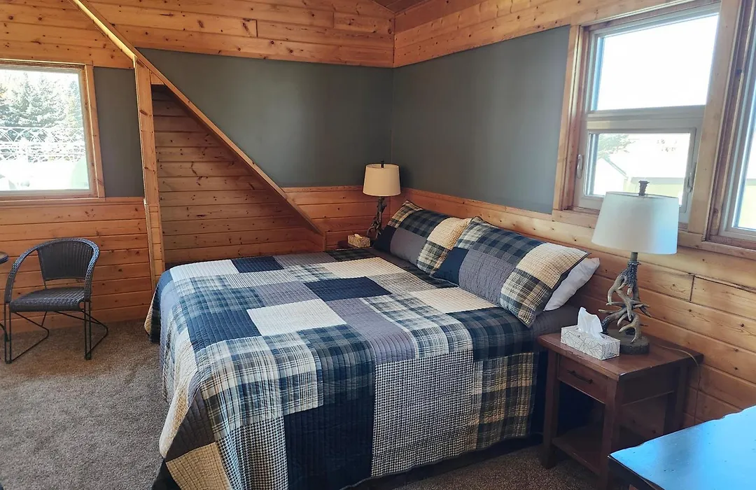Rocky Ridge Country Lodge-1