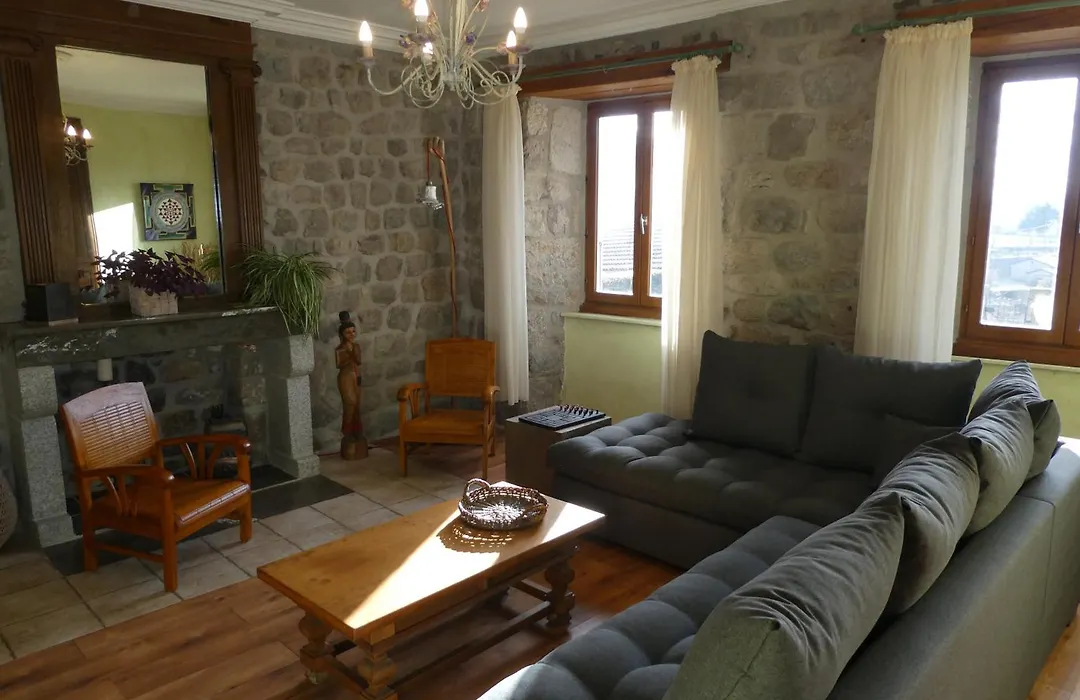 Les Chambres D'Hotes Le Triskele-1
