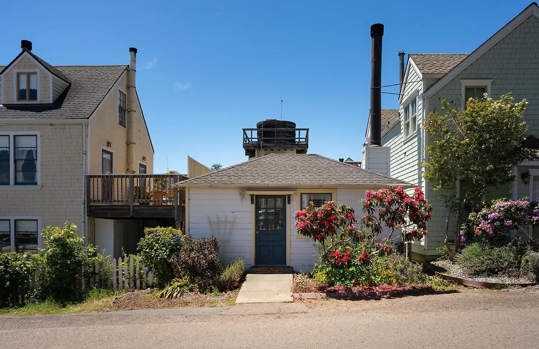 Headlands Inn Bed And Breakfast-1