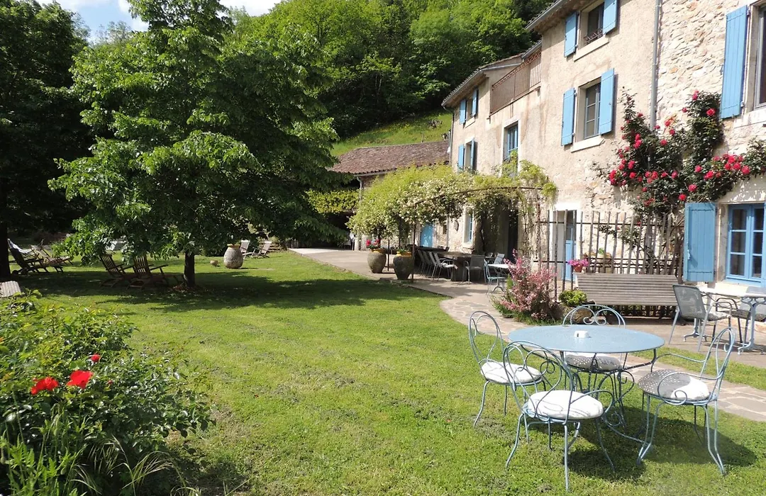 Nabat le Haut, chambre et table d'hotes-1