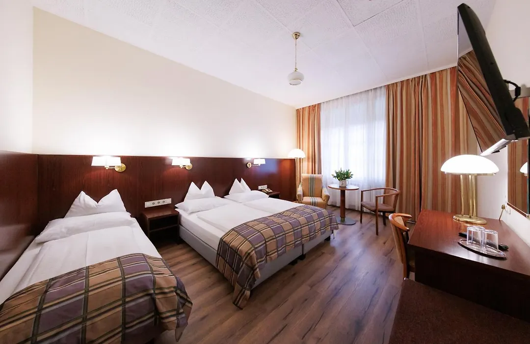 Continental Hotel-Pension-1