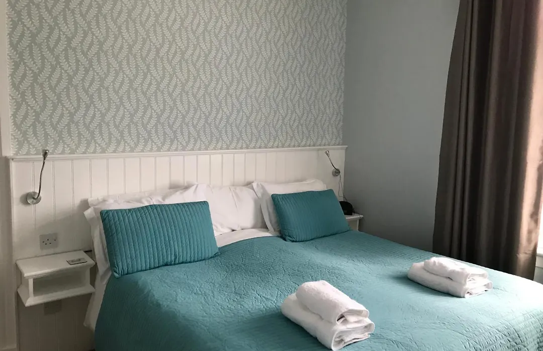 Hillcrest Bed & Breakfast-1