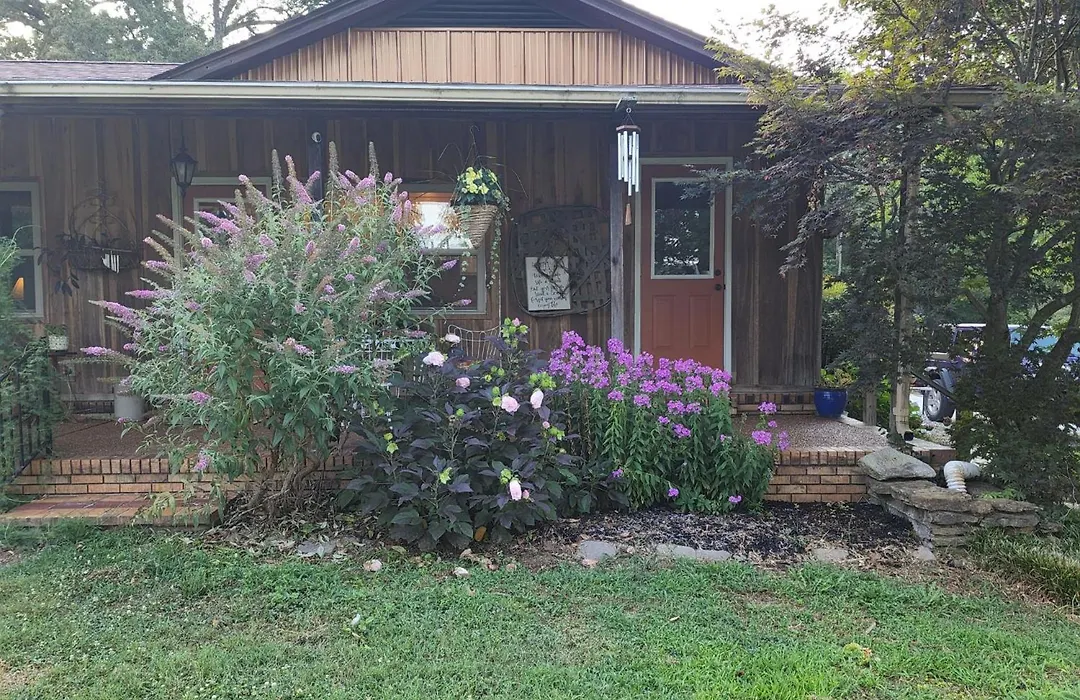 Sisters On Sycamore B&B-1