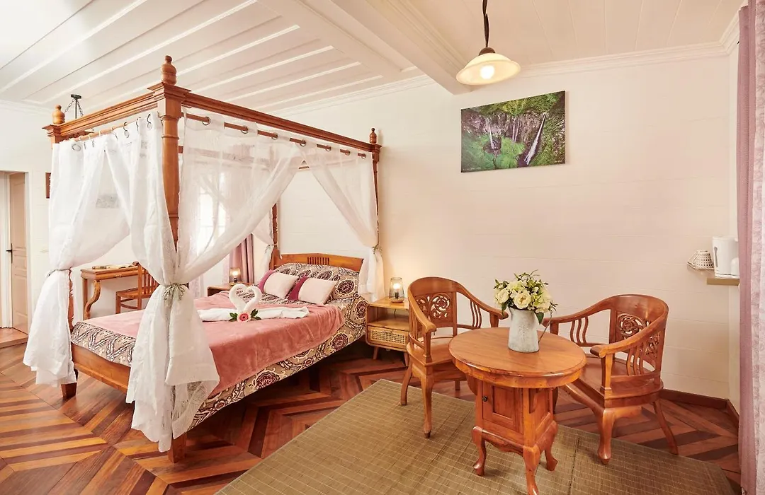Relais Des Gouverneurs-1