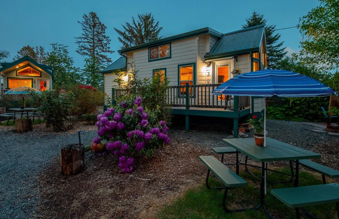 Sheltered Nook On Tillamook Bay-1