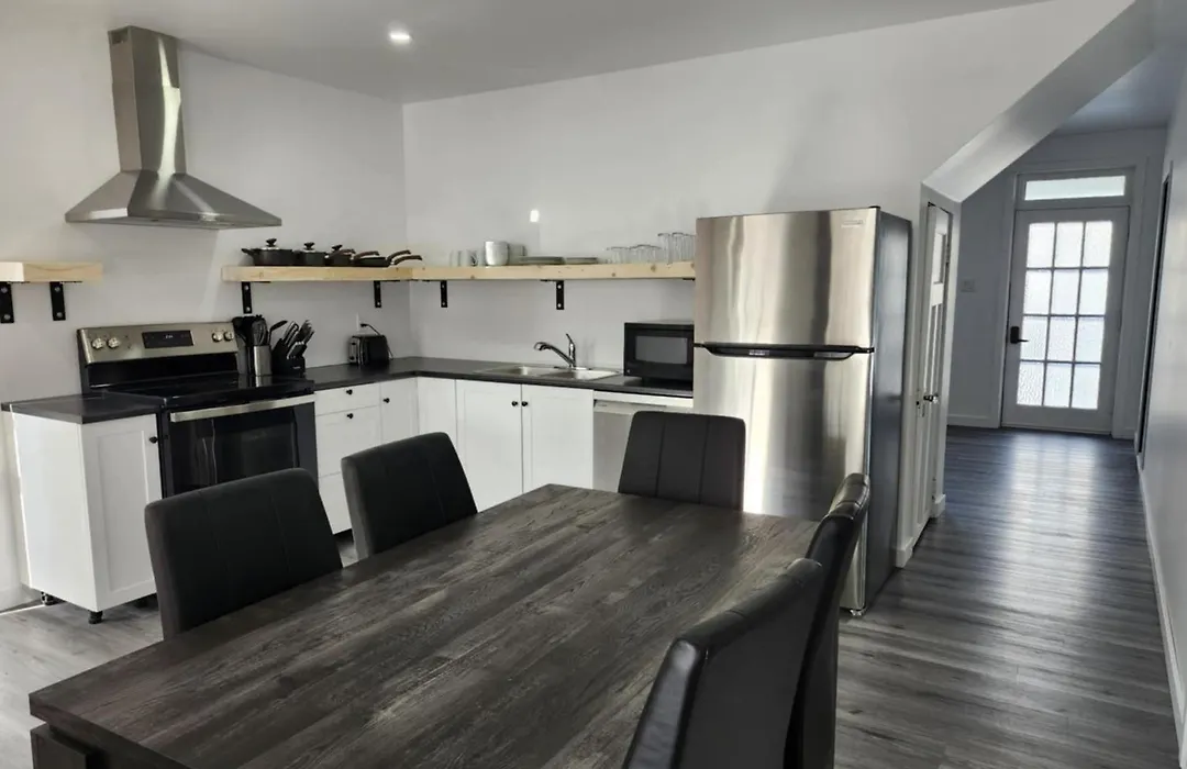 Auberge Le Cosy Amos-1
