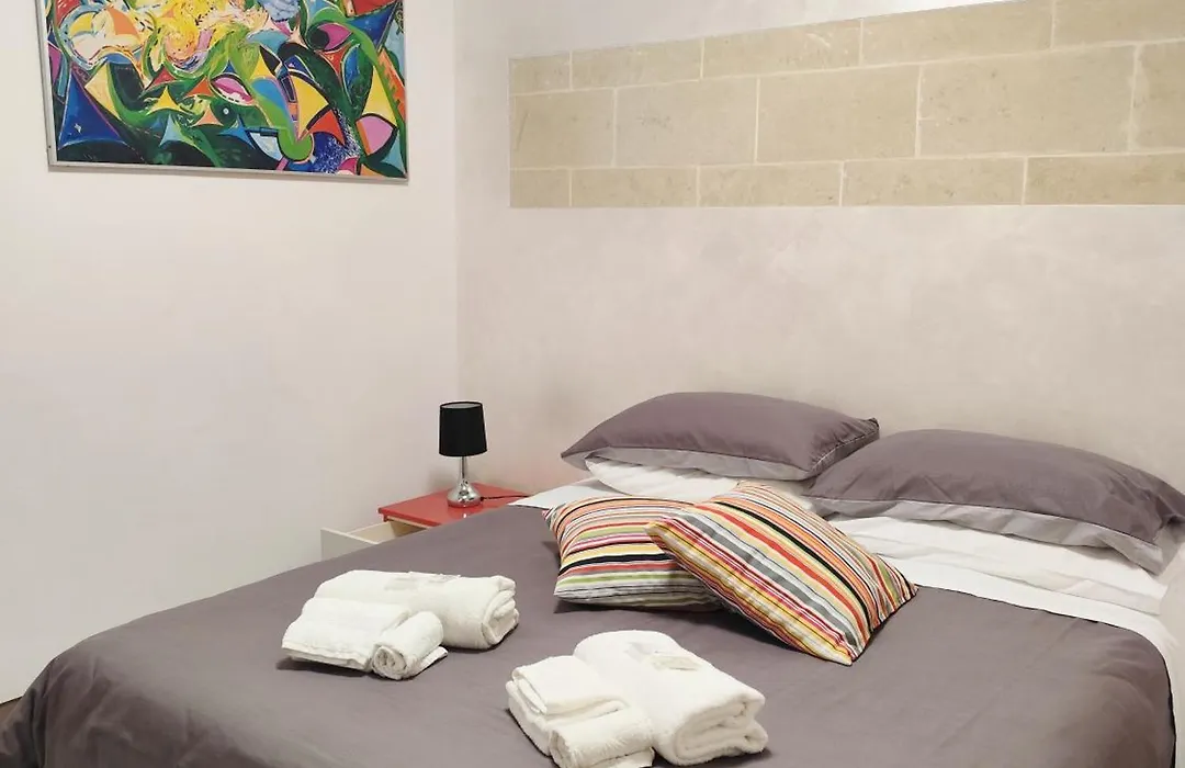 White Suite B&B-1