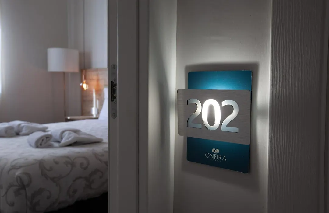 Oneira Rooms-1