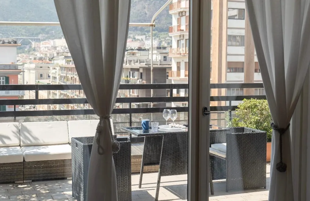 Mareluna Penthouse - Luxury Suites-1