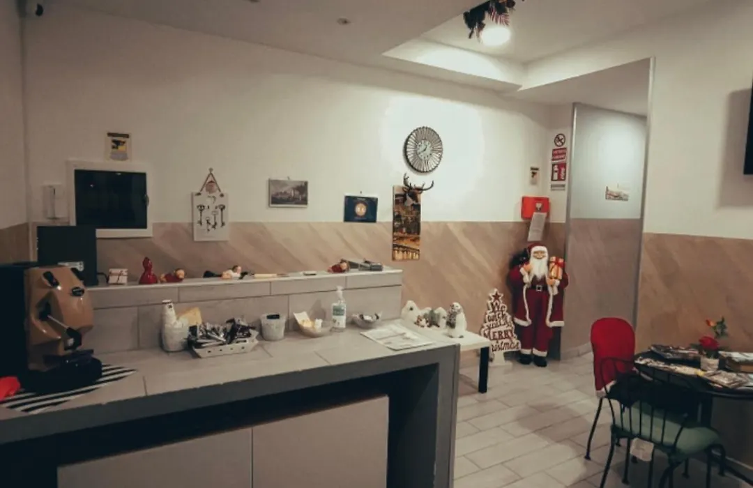 Neapolis Center-1