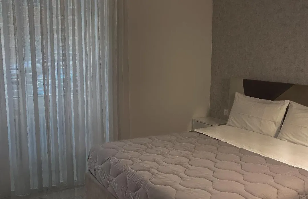 Alissa Suite-1