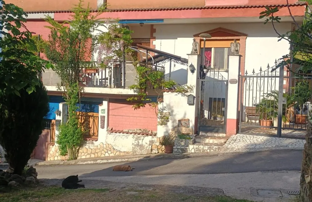 B&b Fabra Casa Mia e non solo-1