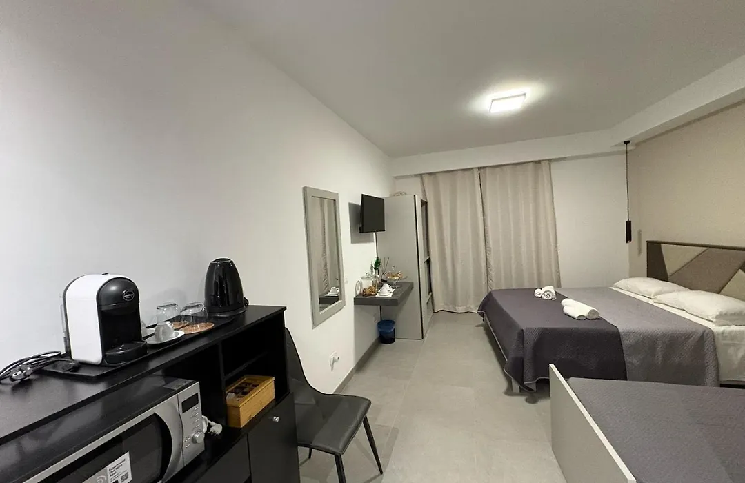 Soraya Rooms Tropea-1