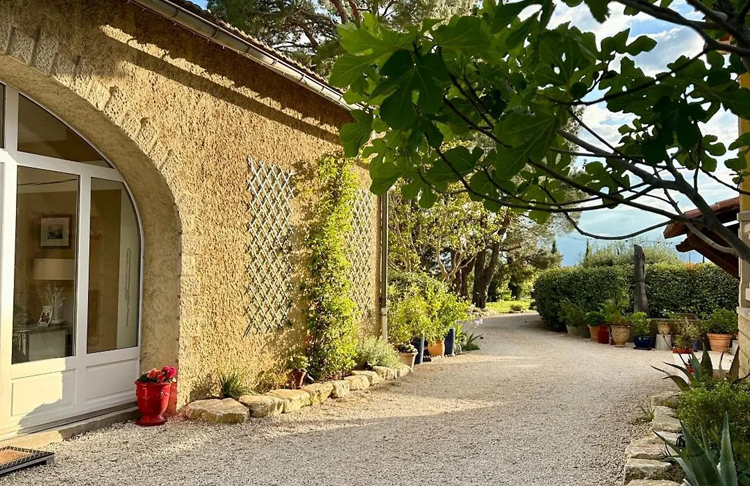 Le Clos Vitis-1