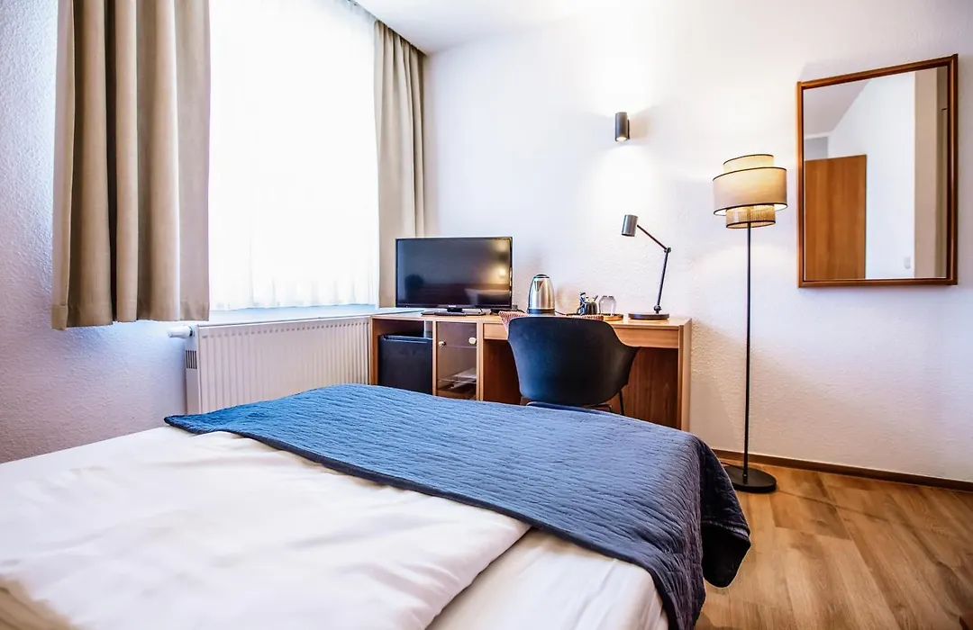 Hotel Gartenstadt Erfurt-1