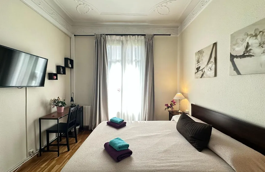 Rooms Aribau-1