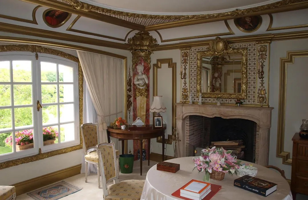 Le Petit Manoir des Bruyères-1