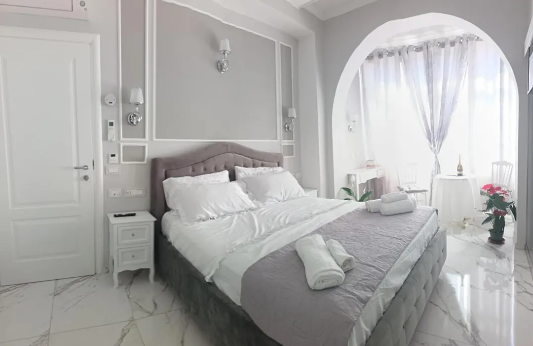 Elegance Room-1