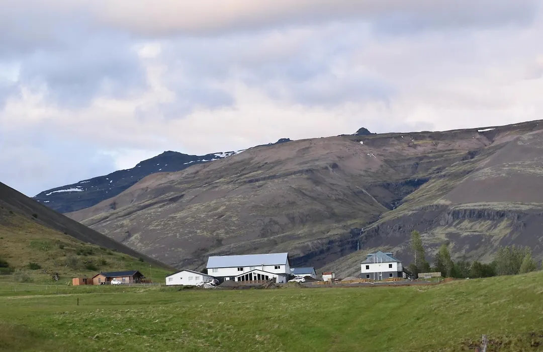 Glacier World - Hoffell Guesthouse-1