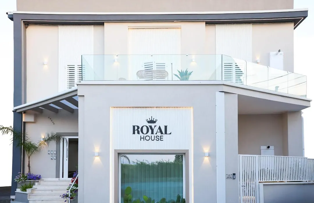 Royal House-1