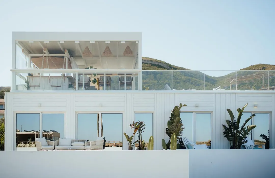 We Surf House-1