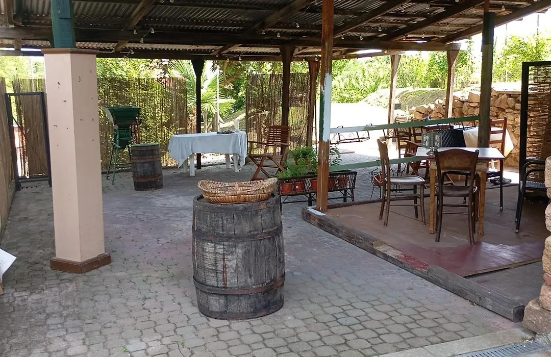 Rive Rosse-1