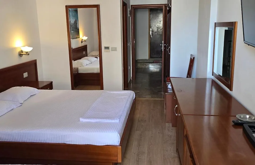 Hotel Porto Otrant-1