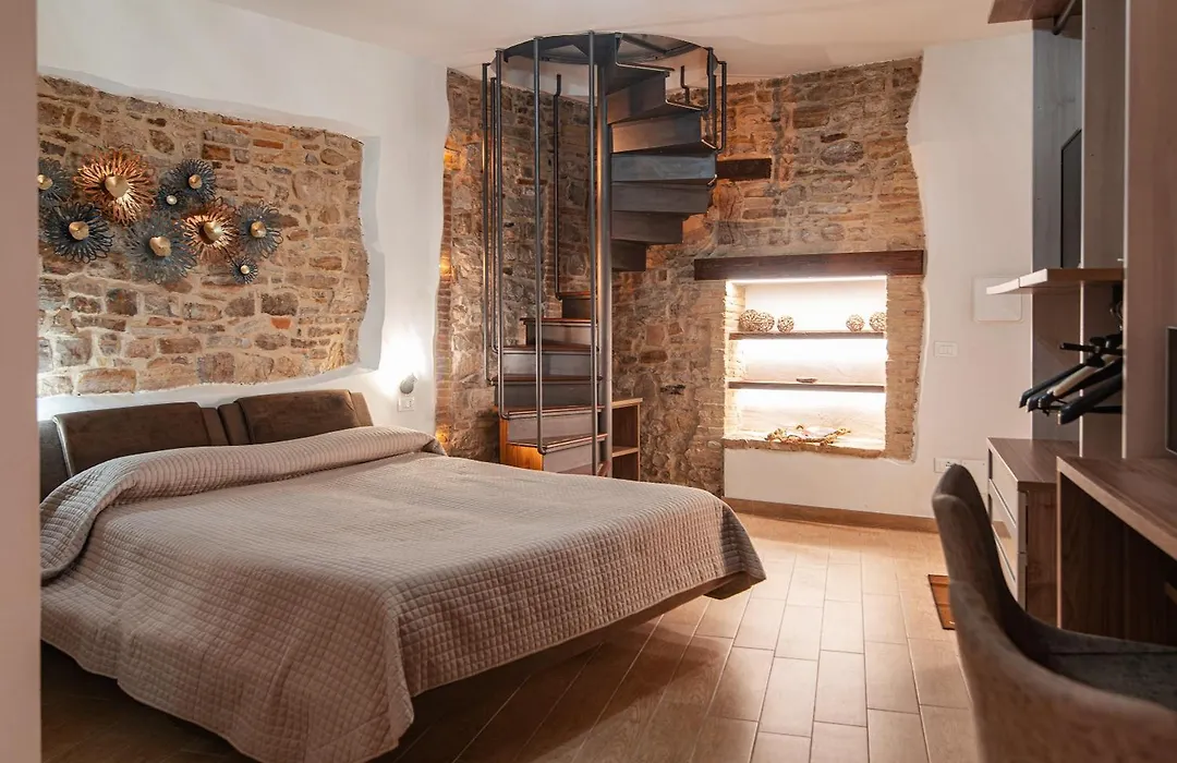 B&B Sotto le Mura-1
