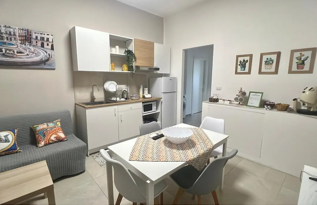 La Casa Di Elisa Mini Apartment - Palermo-1