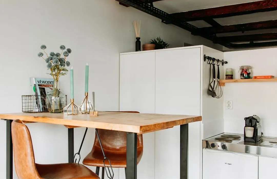 Bed And Breakfast Pakhuis Maassluis-1