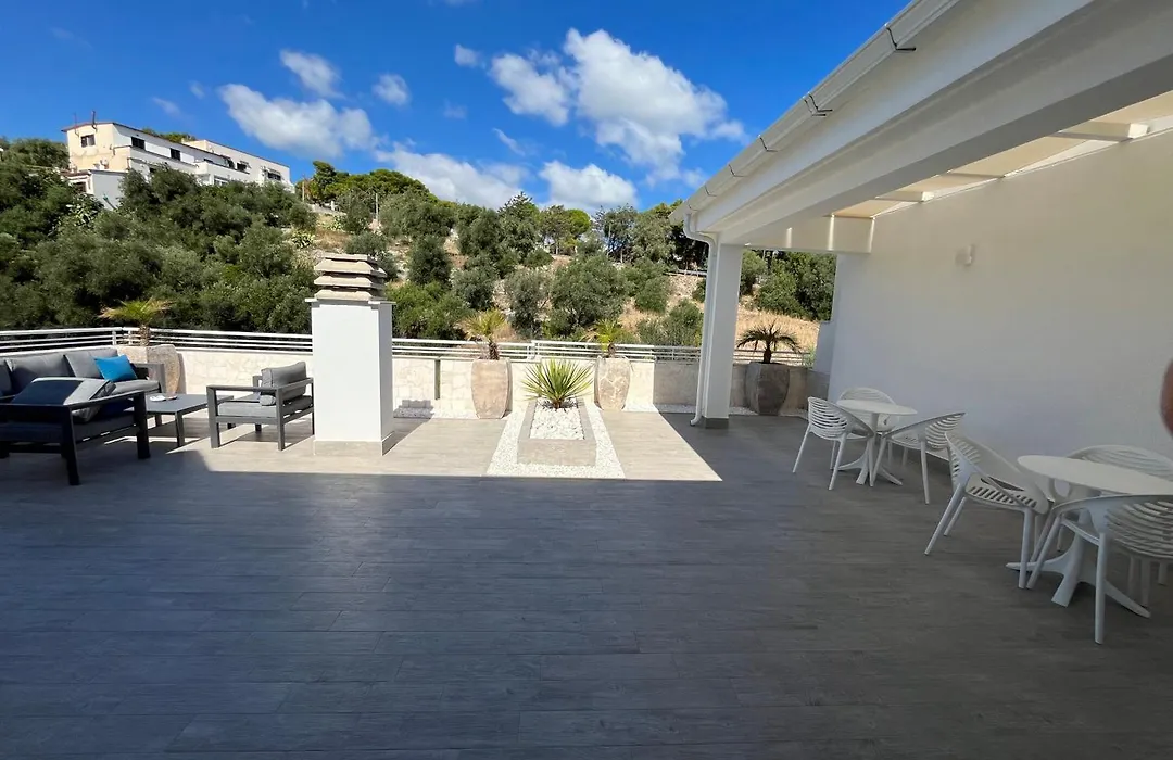 Aleva Rooms-1