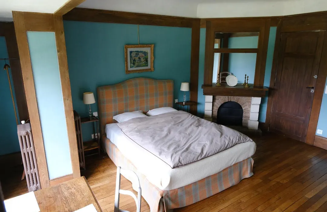 Le Manoir De Beaumarchais-1