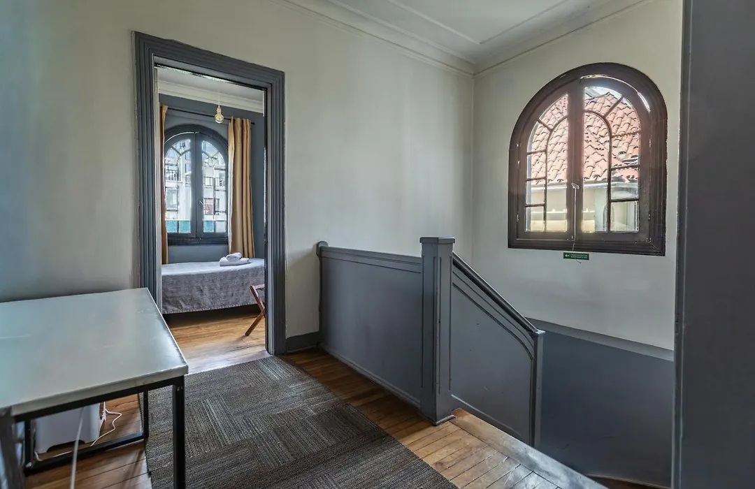 De Blasis Budget Rooms-1