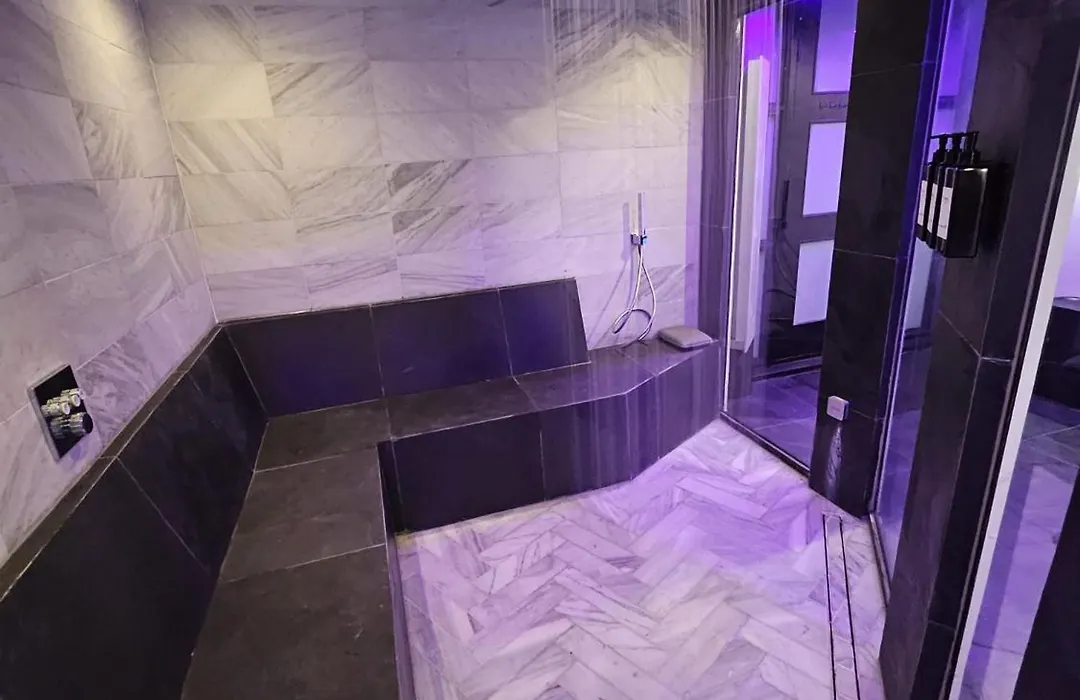 Bed&Wellness Malina Lelystad-1