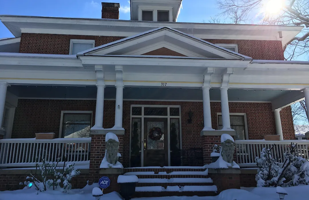 The Inn On Front Street-1