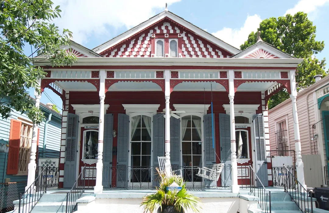 The Burgundy Bed And Breakfast-1