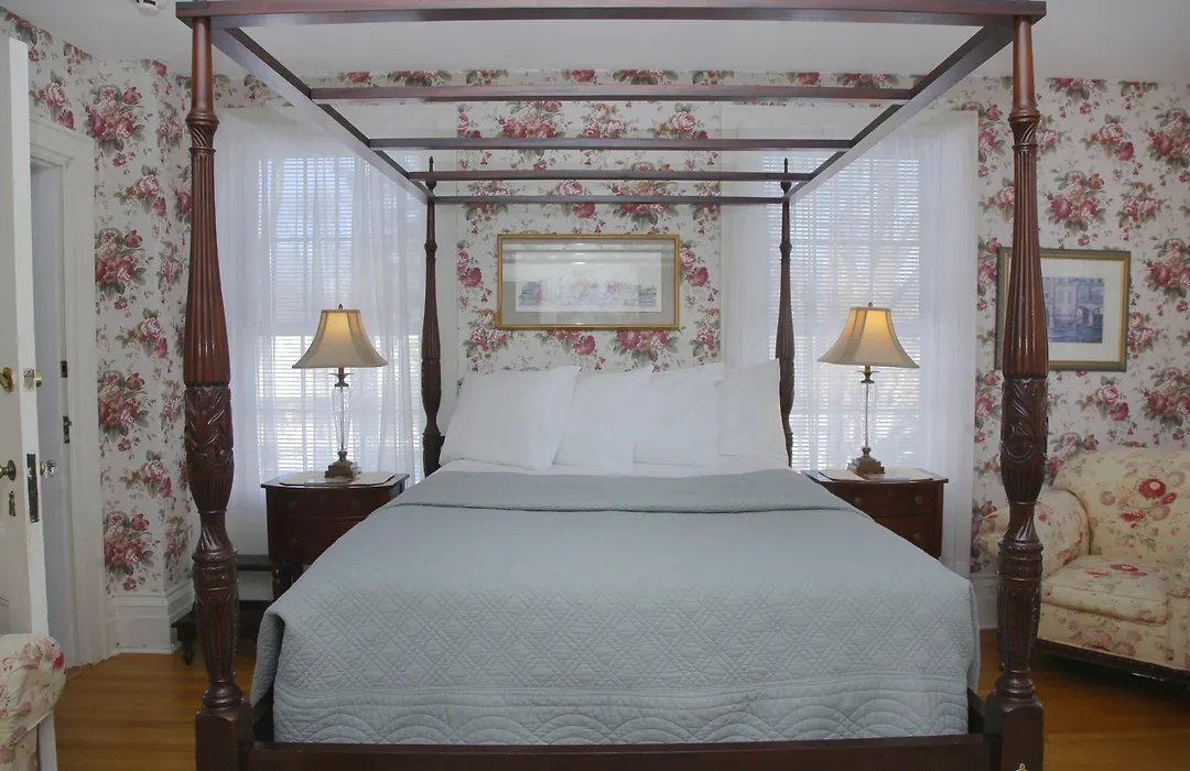 Bykenhulle House Bed And Breakfast-1