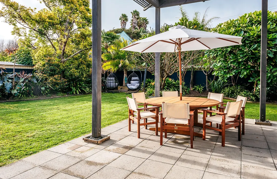 Waiheke Waterfront Lodge-1
