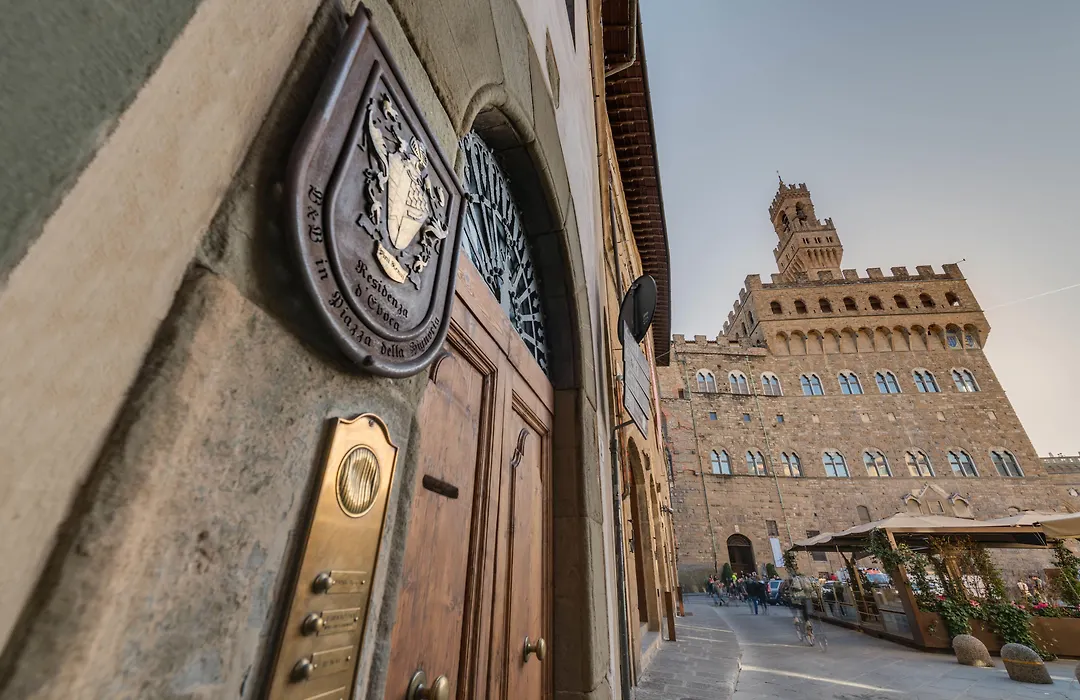 Boutique Hotel In Piazza Della Signoria-1
