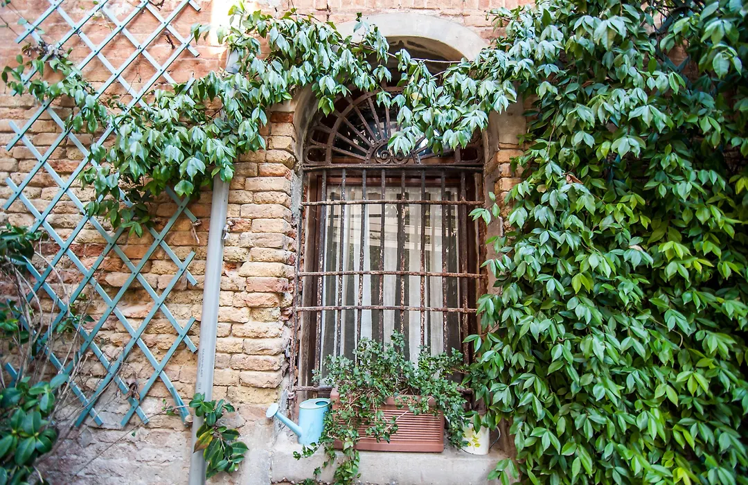 3749 Pontechiodo-1