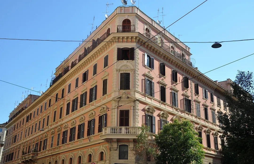Le Suite Di Via Ottaviano - Suite In Rome B&B-1