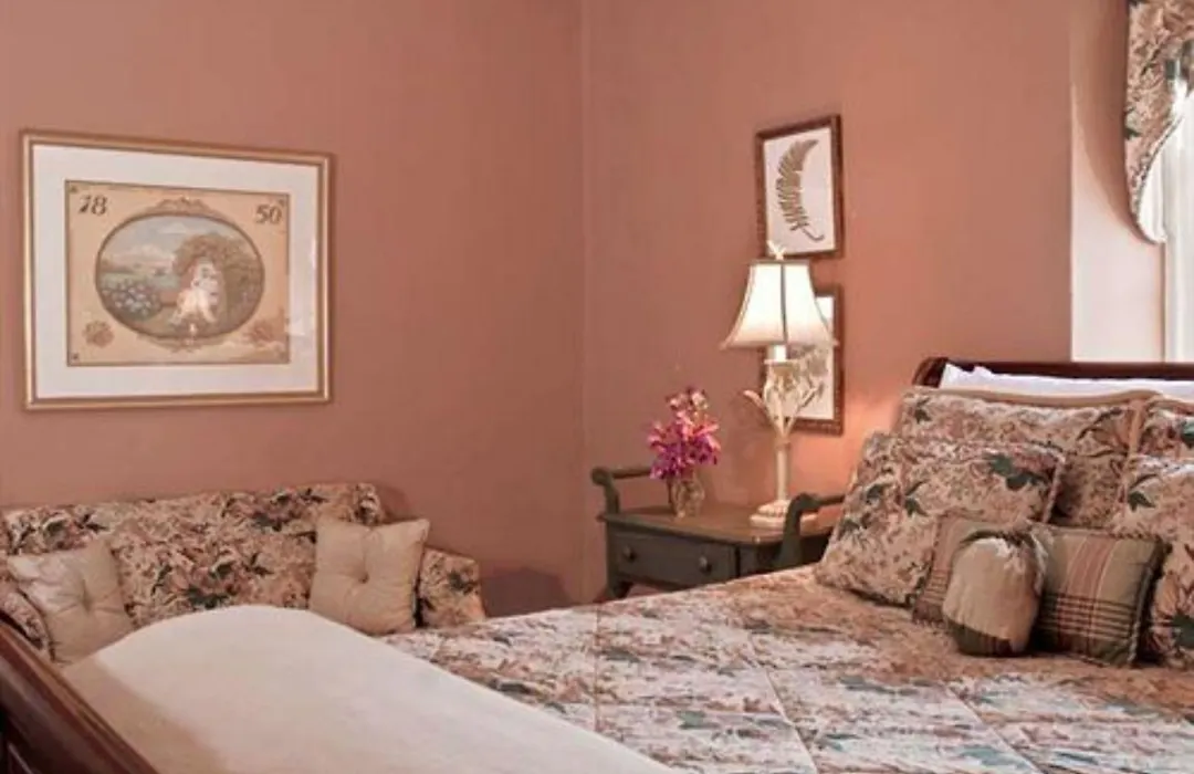 Wayside Inn Bed And Breakfast-1