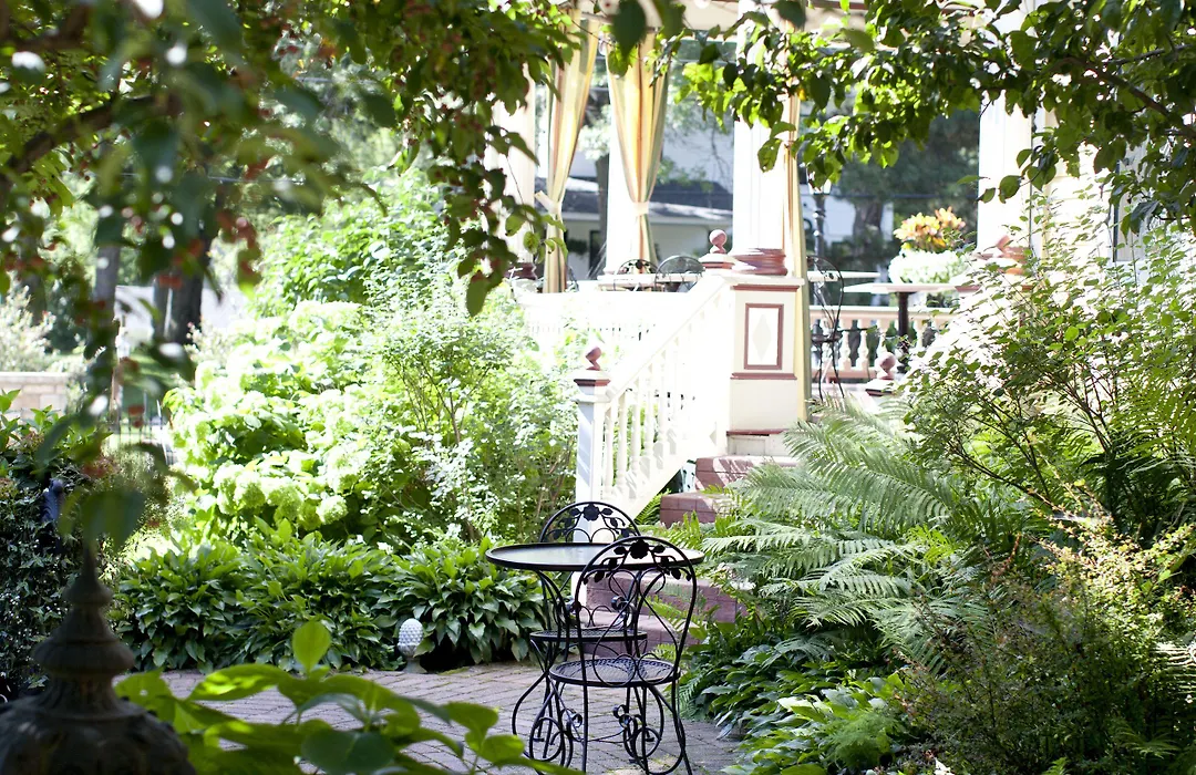 Rivertown Inn-1
