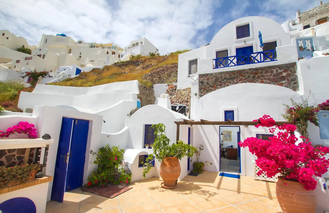 Ifestio Villas Oia-1